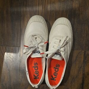 Like New Keds White Canvas Shoes